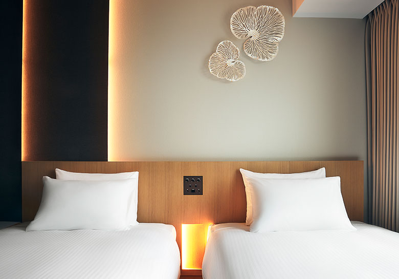 REGULAR FLOOR レギュラーフロア